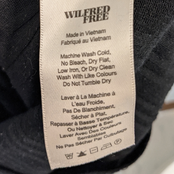 Aritzia Wilfred Free Turtleneck/sleeveless Dress - Picture 3 of 3